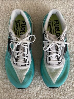 New Balance FuelCell SuperComp Elite v4 Men’s 8 Racing Shoes